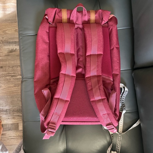 Herschel Backpack - Picture 4 of 4